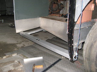AEC Swift front step well