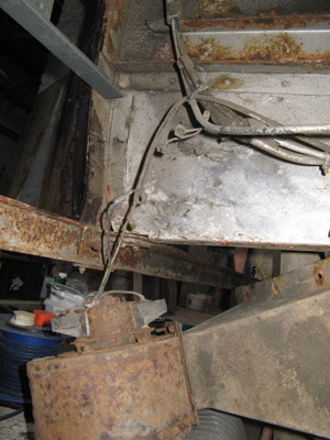 AEC Swift rear riser &copy; J.Wilkins